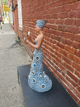 Load image into Gallery viewer, Tim Taunton Ceramic 'Matriarch' Sculpture