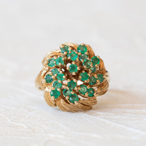 gold emerald ring