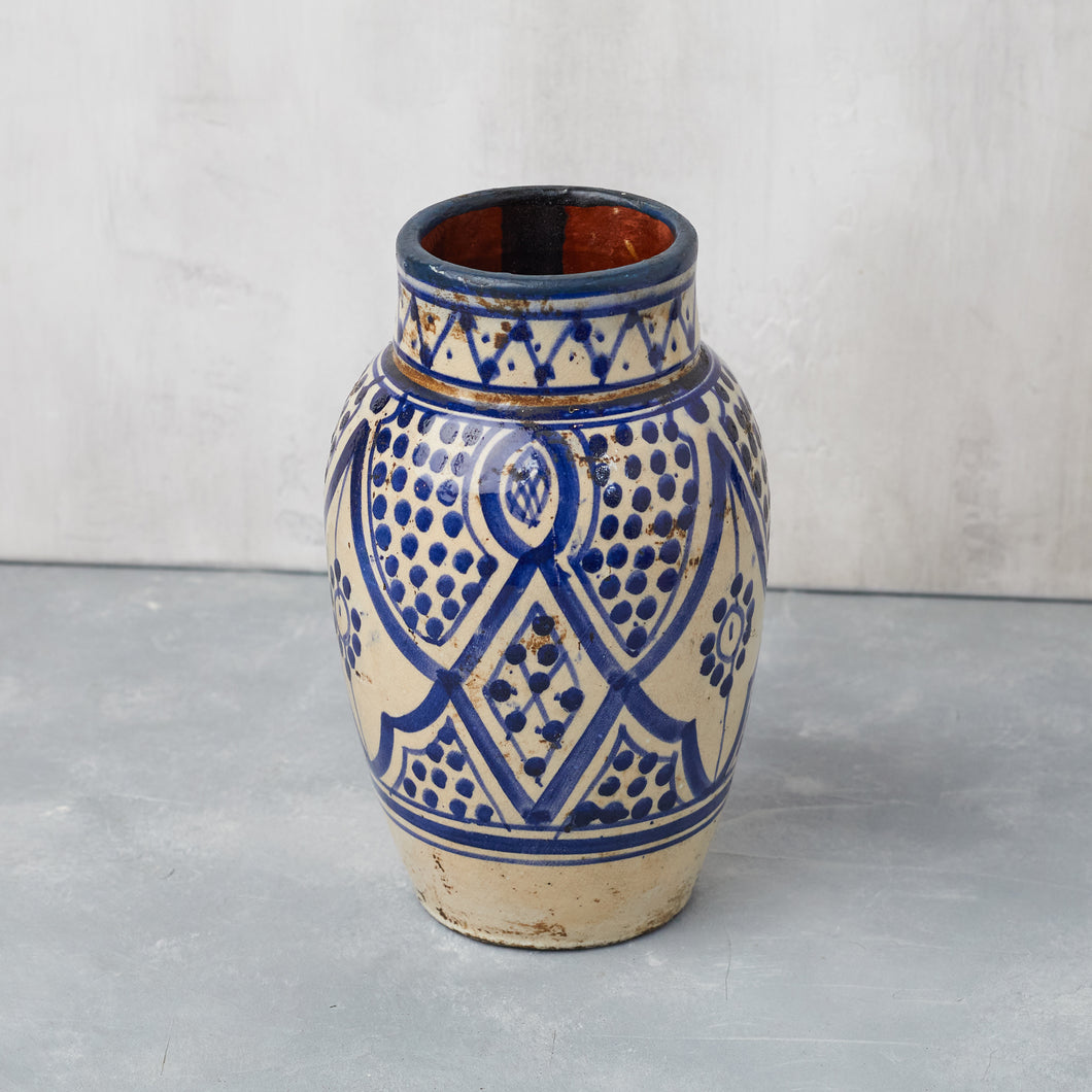 antique moroccan vase pottery