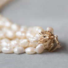 Load image into Gallery viewer, Freshwater Pearl Necklace Gold Clasp
