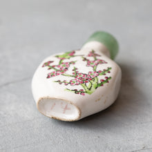 Load image into Gallery viewer, antique Chinese snuff bottle
