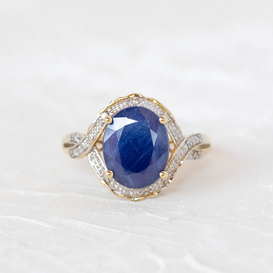 gold ring blue saphire diamonds