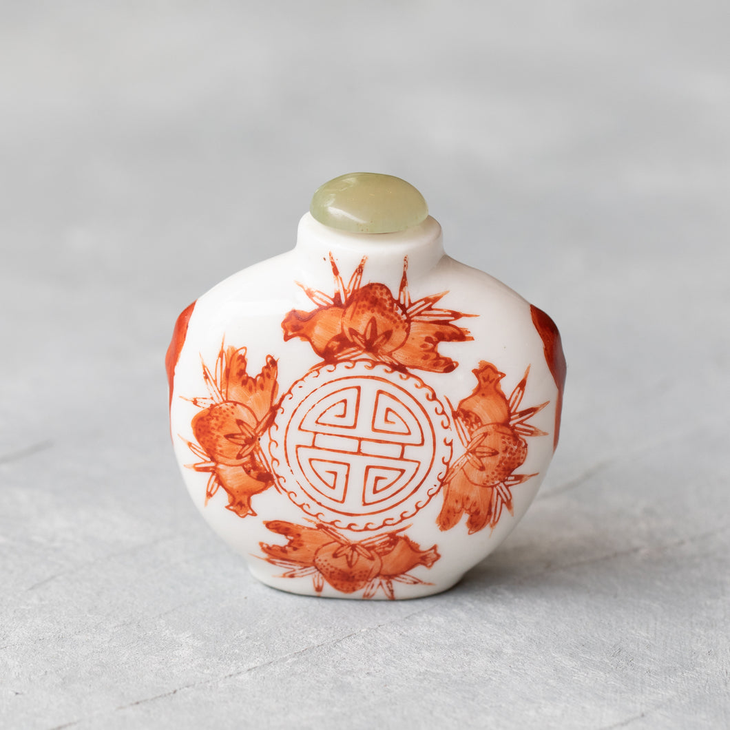 antique Chinese snuff bottle